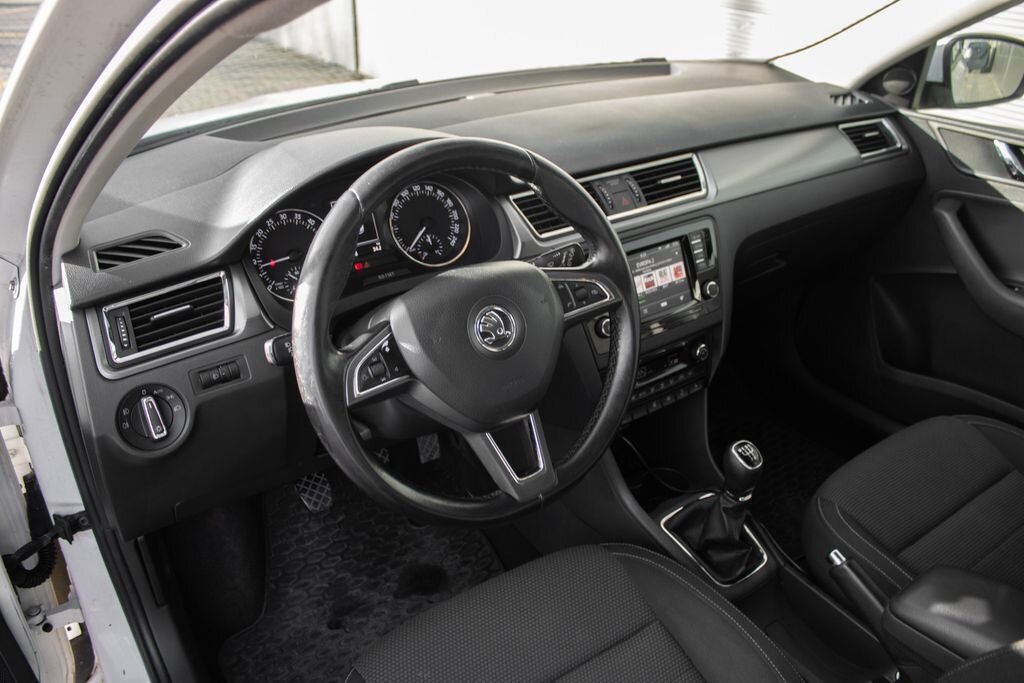 Škoda Rapid Sedan / Limuzína 1,4 l 66 kw