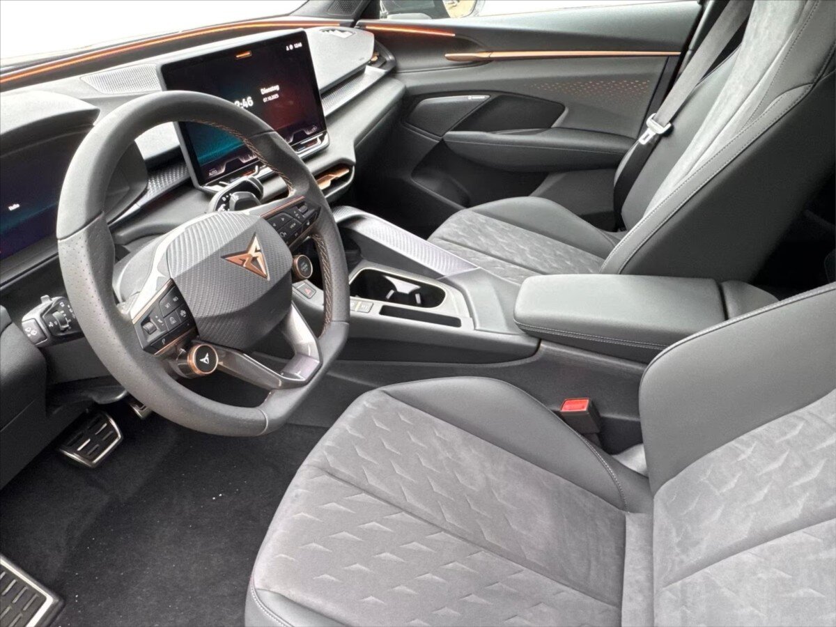 Cupra Terramar SUV / Terénní 2,0 l 195 kw