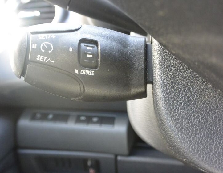 Peugeot 5008 MPV 1,6 l 88 kw