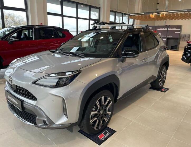 Toyota Yaris Cross 3