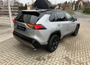 Toyota RAV4 6