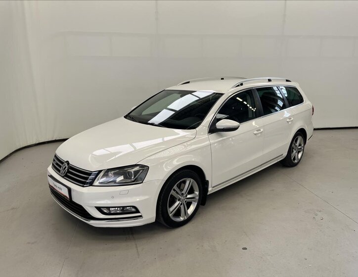 Volkswagen Passat 1