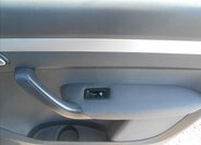 Volkswagen Touran MPV 1,6 l 77 kw