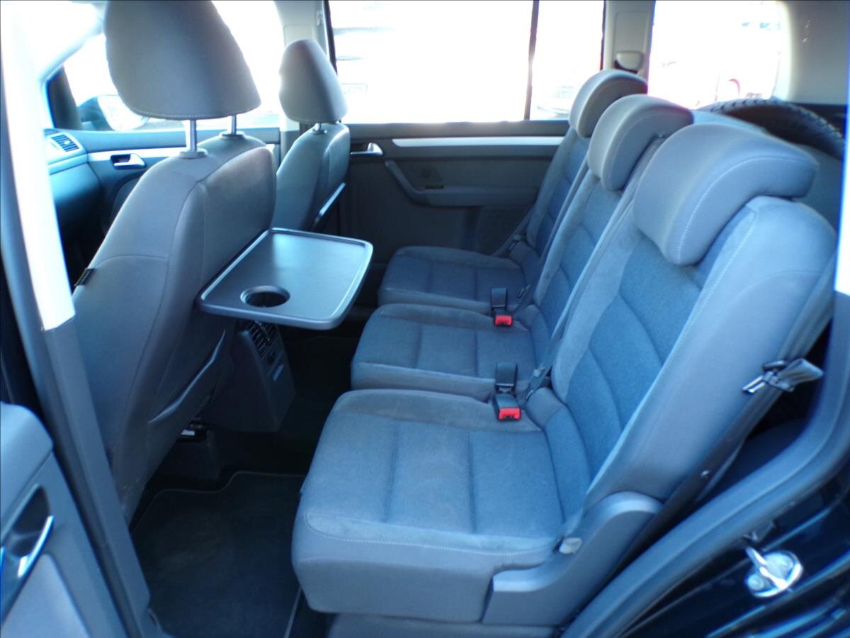 Volkswagen Touran Kombi 2,0 l 103 kw