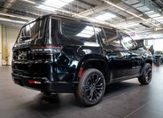 Jeep Grand Wagoneer 9