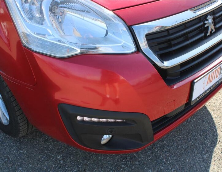 Peugeot Partner Tepee Kombi 1,6 l 88 kw