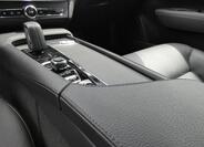 Volvo V90 6