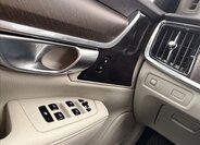 Volvo V90 Kombi 2,0 l 184 kw