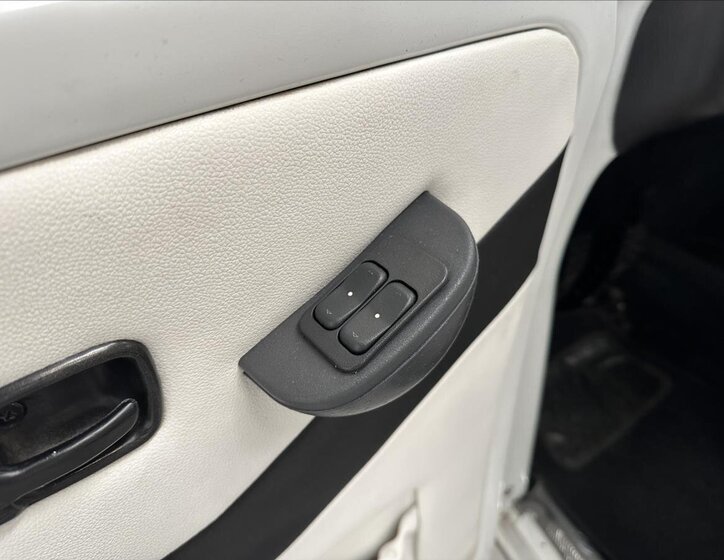 Volkswagen Beetle Kupé 1,3 l 32 kw