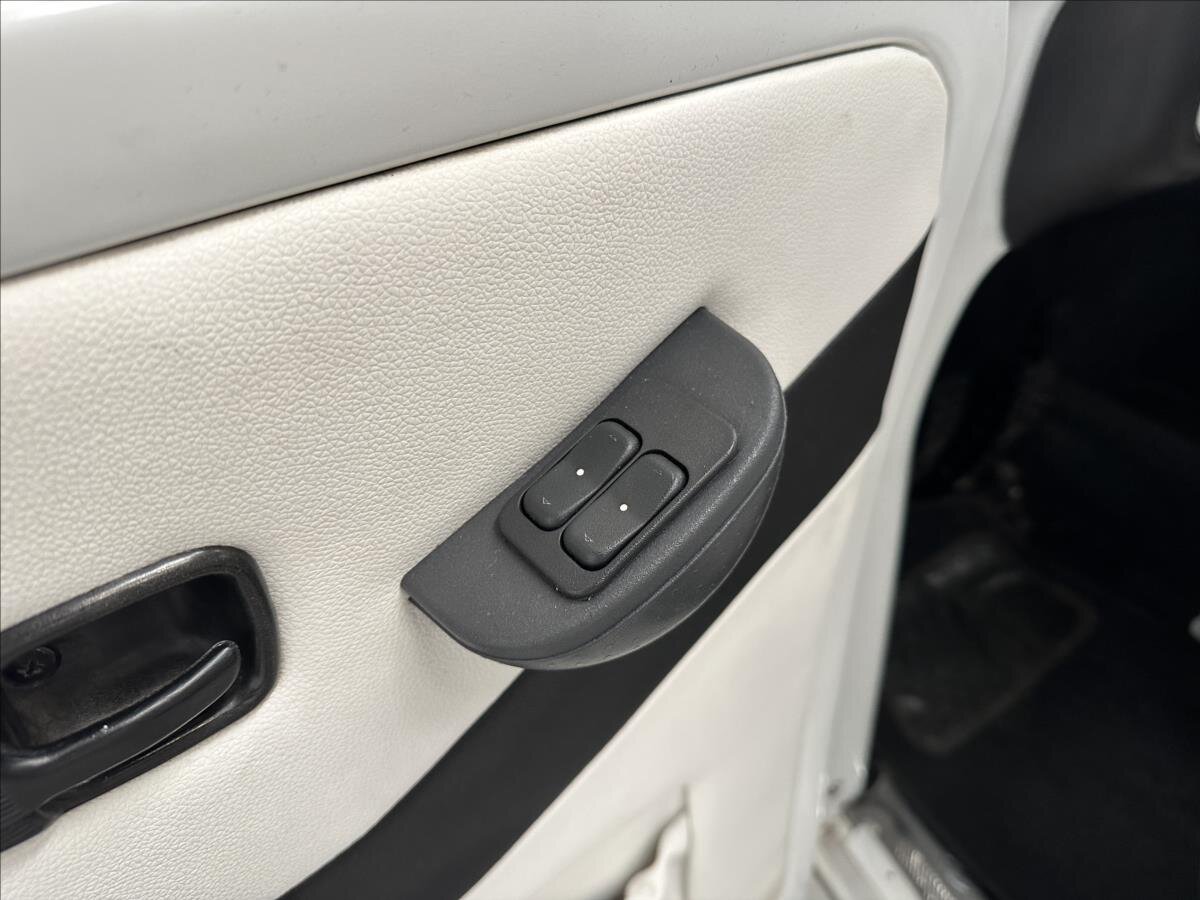 Volkswagen Beetle Kupé 1,3 l 32 kw