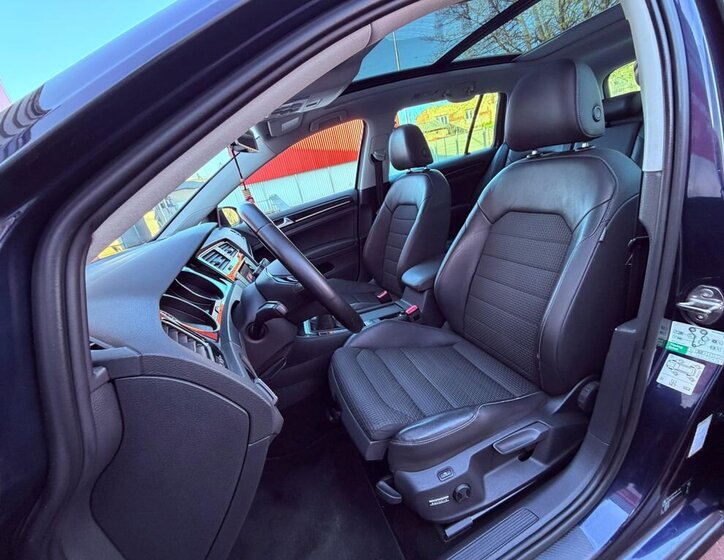 Volkswagen Golf Kombi 2,0 l 110 kw