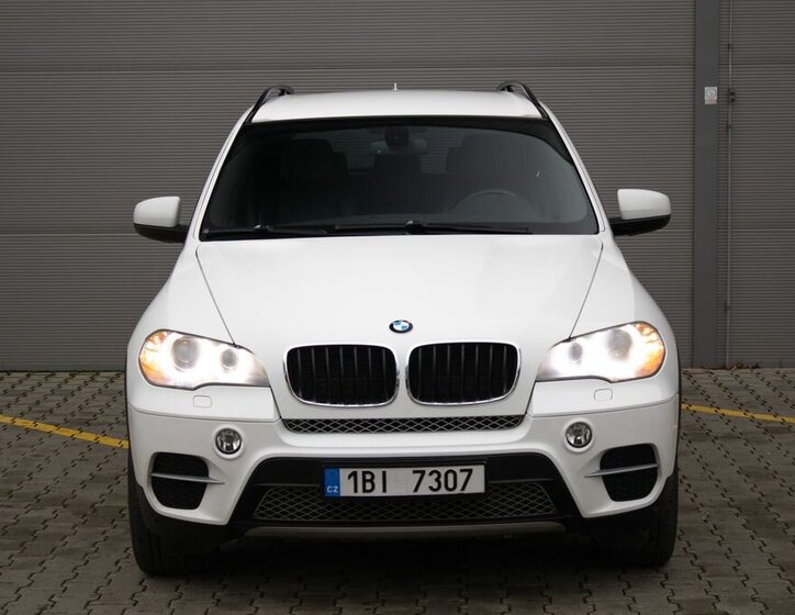 BMW X5 SUV 3,0 l 180 kw