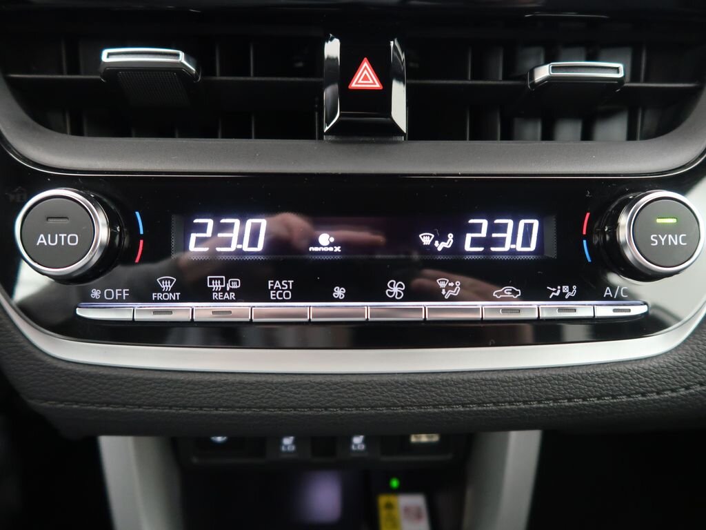 Toyota Corolla Cross Hatchback 2,0 l 112 kw