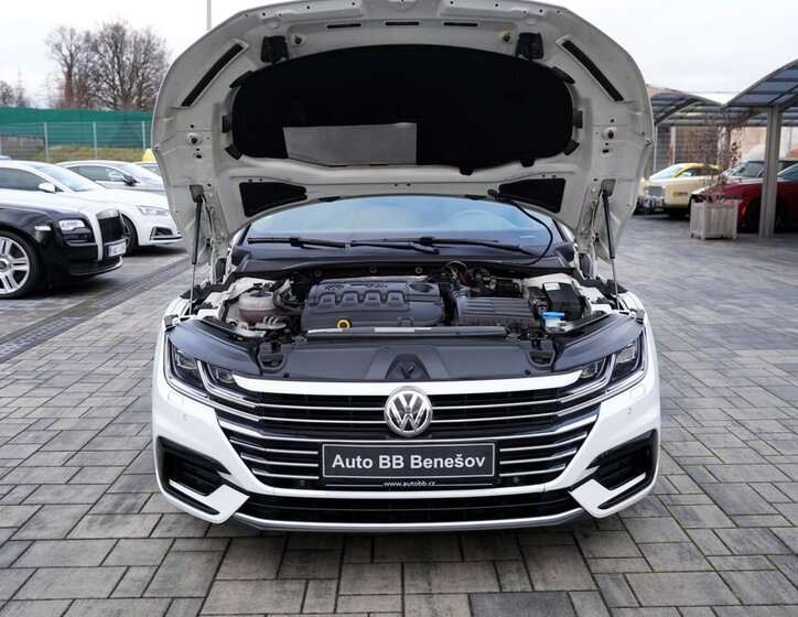 Volkswagen Arteon 9