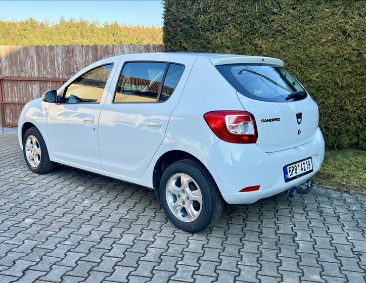 Dacia Sandero Hatchback 1,1 l 55 kw