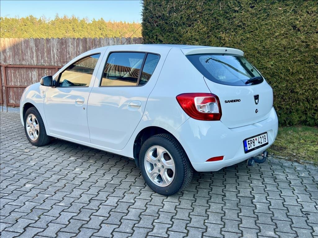 Dacia Sandero Hatchback 1,1 l 55 kw
