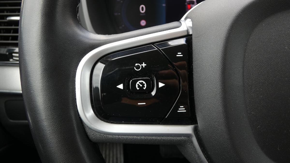 Volvo XC90 SUV / Terénní 2,0 l 173 kw