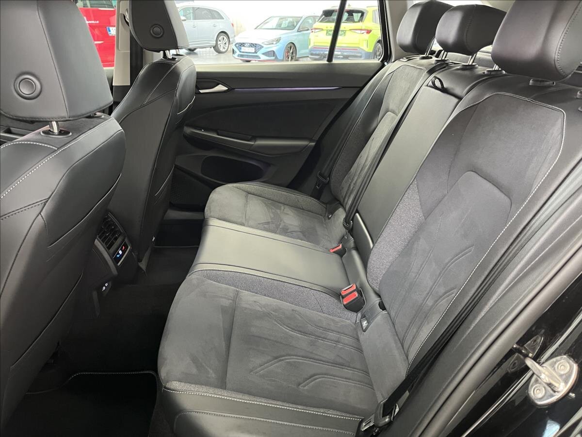 Volkswagen Golf Kombi 1,5 l 110 kw