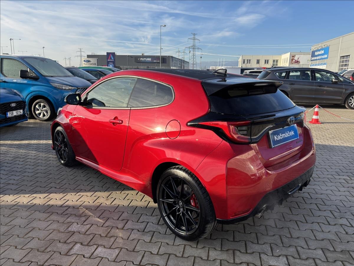 Toyota GR Yaris Hatchback 1,6 l 192 kw