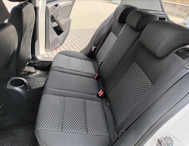 Volkswagen Golf Hatchback 1,4 l 59 kw