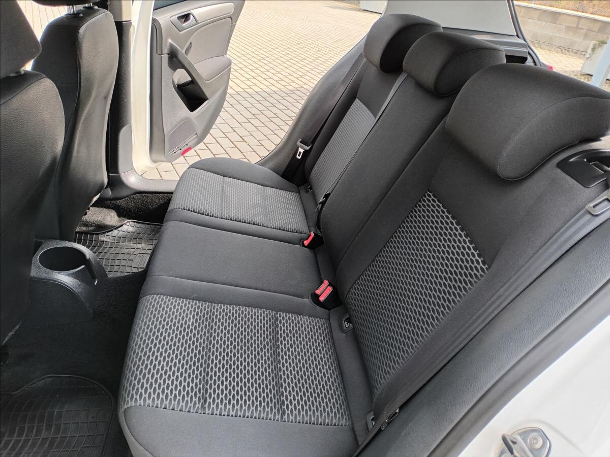 Volkswagen Golf Hatchback 1,4 l 59 kw