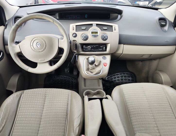 Renault Scénic 13