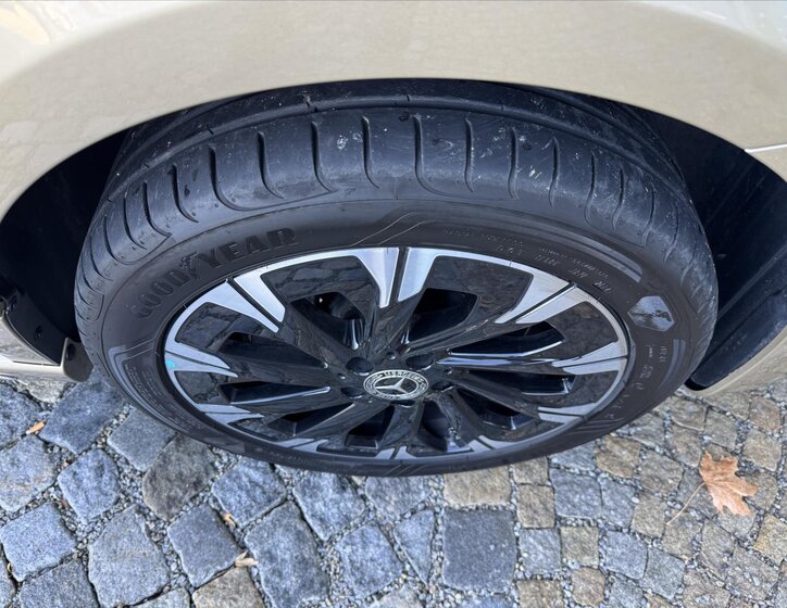 Mercedes-Benz Třídy V VAN-Minibus 2,0 l 140 kw