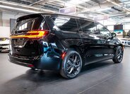 Chrysler Pacifica MPV 3,6 l 221 kw