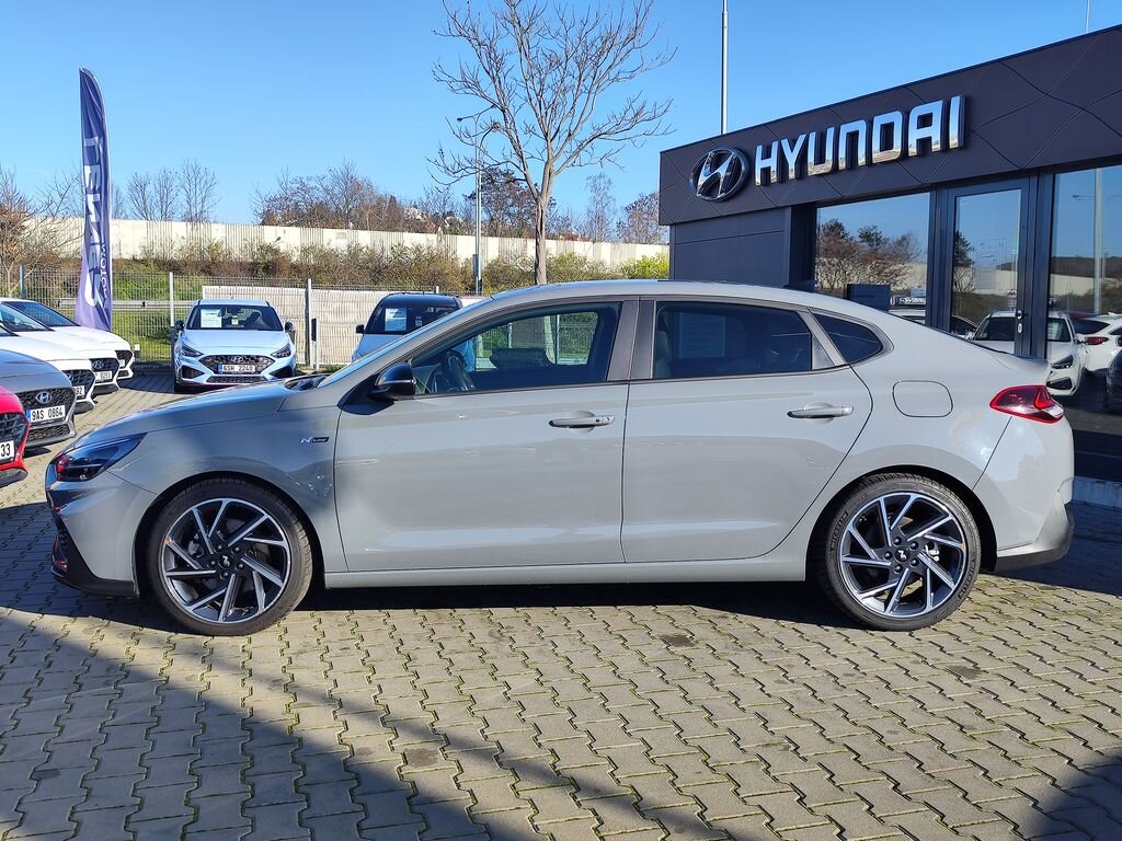 Hyundai i30 Liftback 1,5 l 117 kw