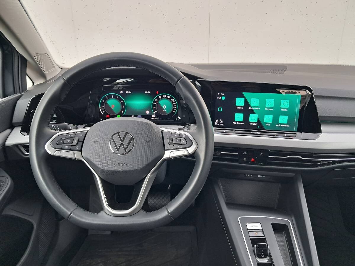 Volkswagen Golf Hatchback 999,0 81 kw