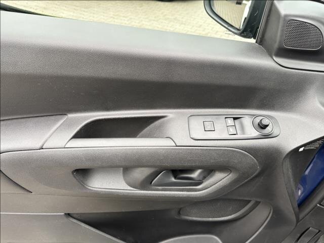 Peugeot Partner Skříň 1,5 l 75 kw