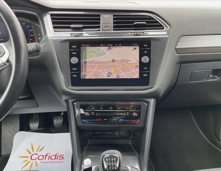 Volkswagen Tiguan Allspace SUV / Terénní 2,0 l 110 kw