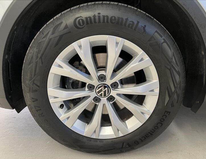 Volkswagen Tiguan SUV / Terénní 1,5 l 110 kw