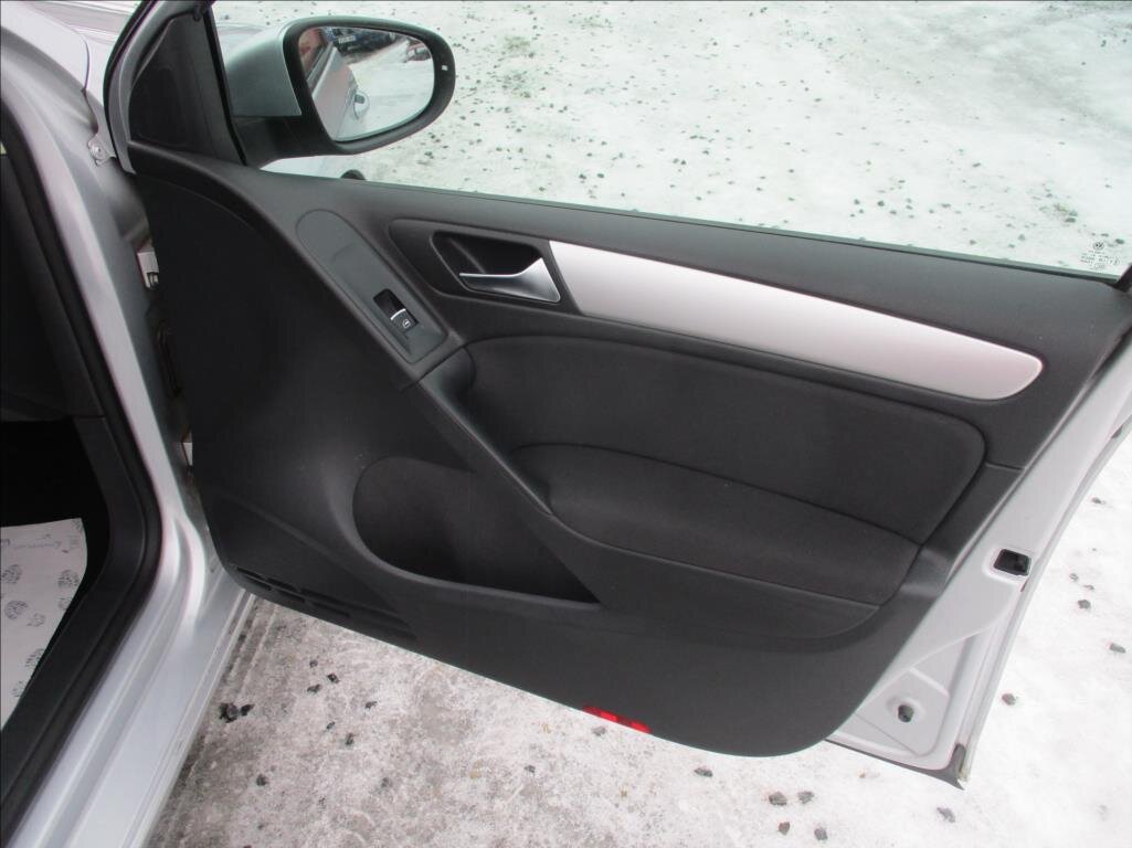 Volkswagen Golf Hatchback 1,4 l 90 kw