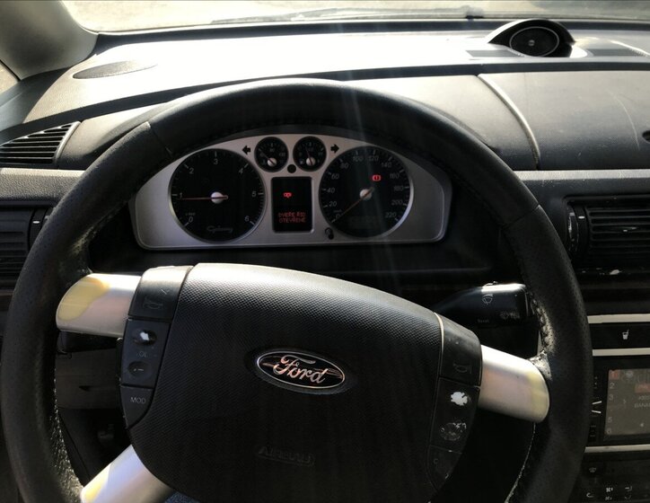 Ford Galaxy Kombi 1,9 l 96 kw