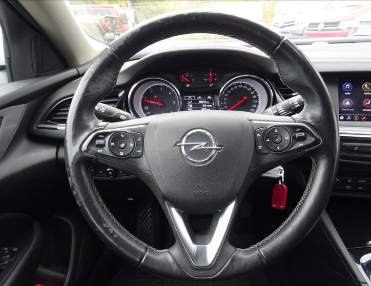 Opel Insignia Kombi 2,0 l 125 kw