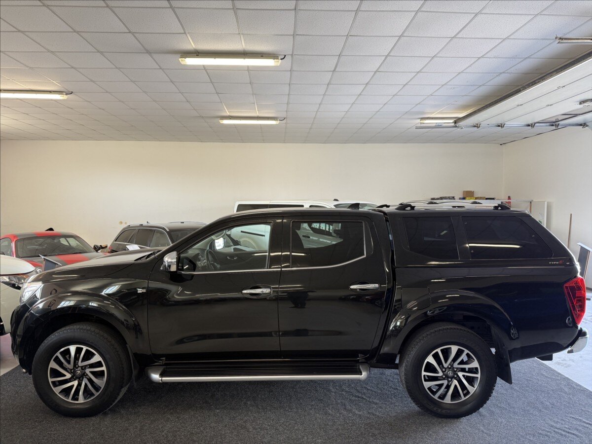 Nissan Navara Pick-up 2,3 l 120 kw
