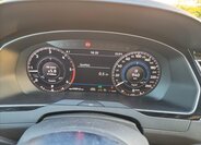 Volkswagen Passat 10