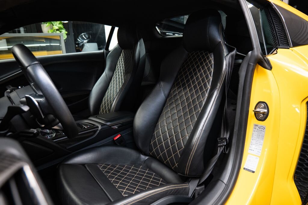 Audi R8 Kupé 5,2 l 456 kw