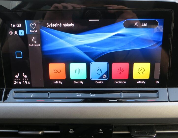 Volkswagen Golf Kombi 1,5 l 96 kw