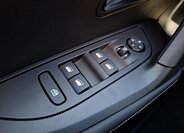 Peugeot 2008 SUV / Terénní 1,2 l 74 kw