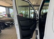 Mercedes-Benz Sprinter 9