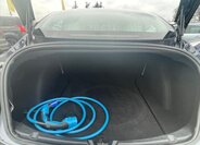 Tesla Model 3 Sedan / Limuzína 0,0 239 kw