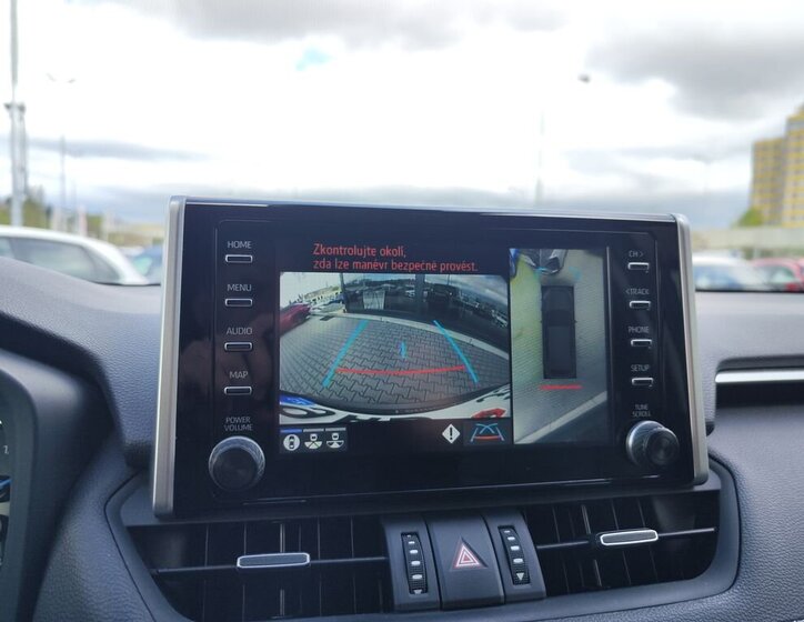 Toyota RAV4 SUV / Terénní 2,5 l 163 kw