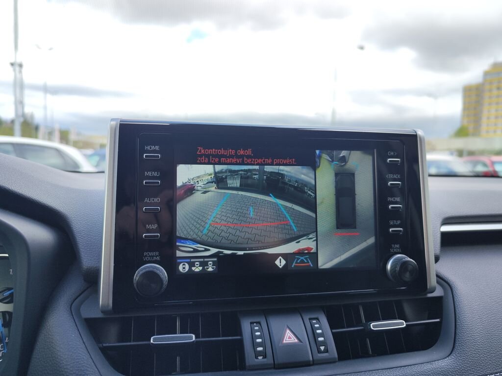 Toyota RAV4 SUV / Terénní 2,5 l 163 kw