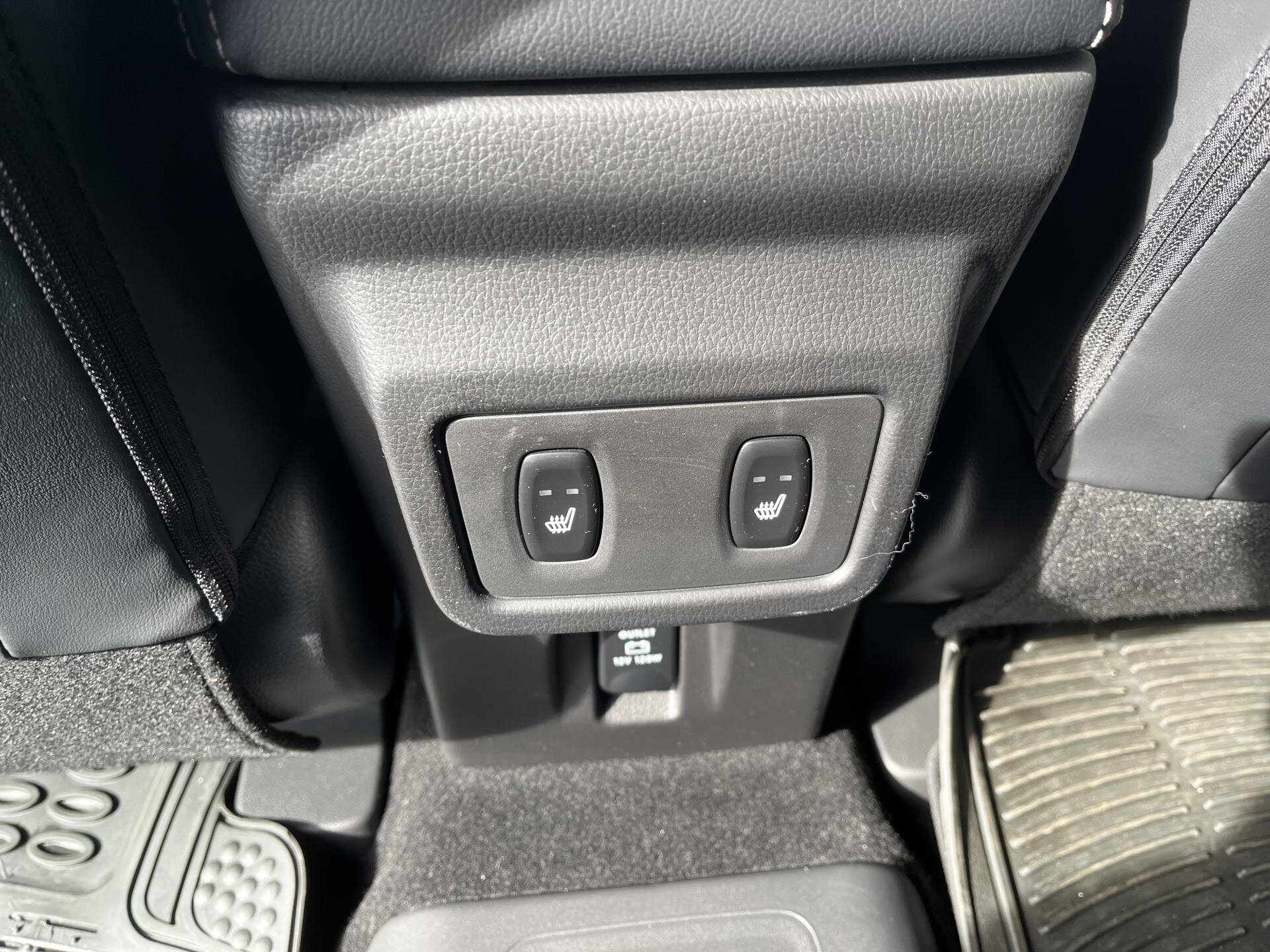 Mitsubishi Eclipse Cross SUV / Terénní 2,4 l 72 kw