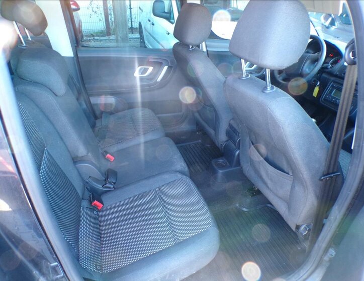 Škoda Roomster Kombi 1,4 l 63 kw