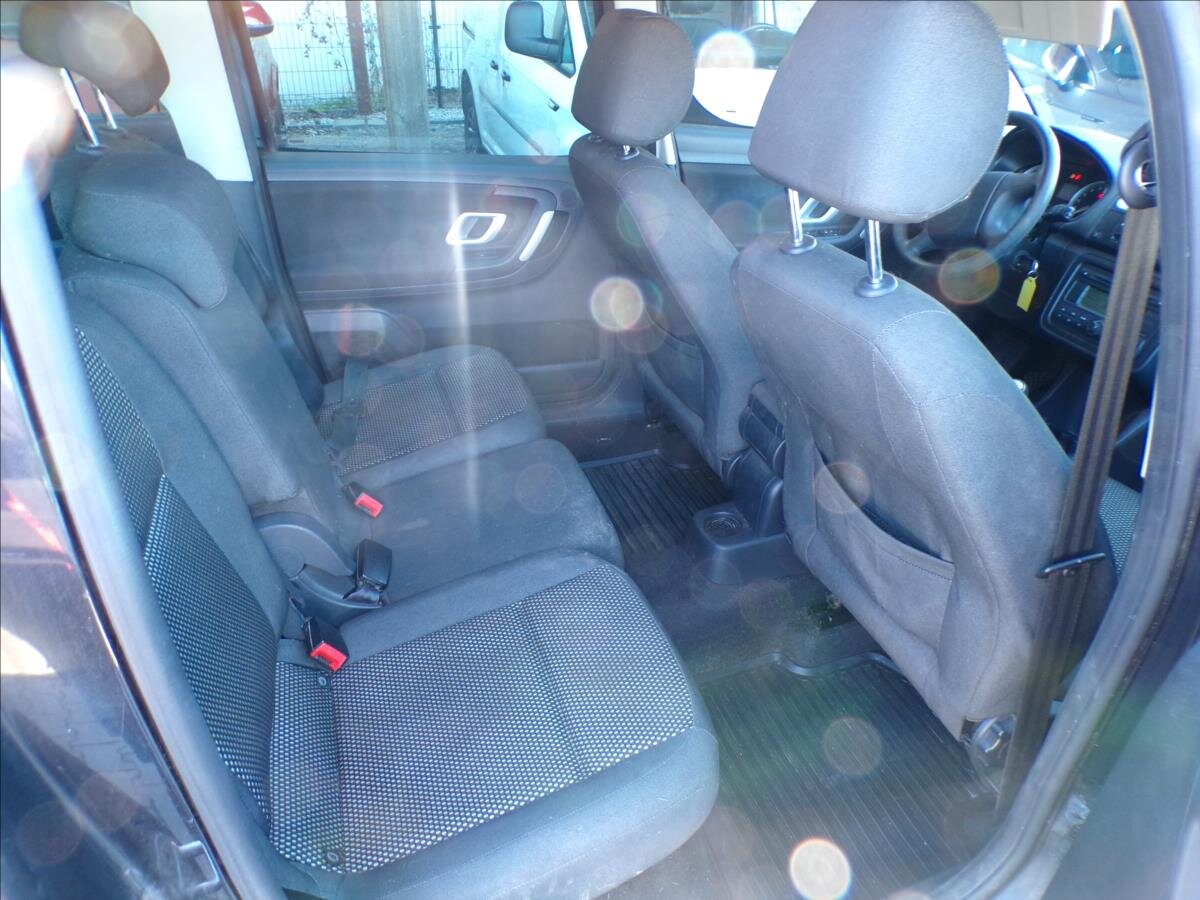 Škoda Roomster Kombi 1,4 l 63 kw