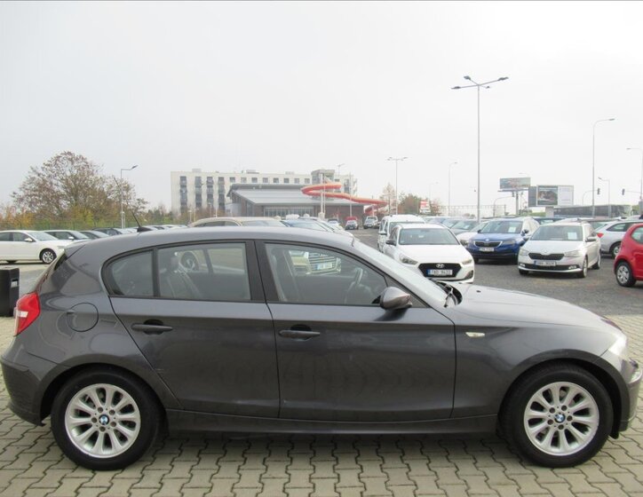 BMW Řada 1 8