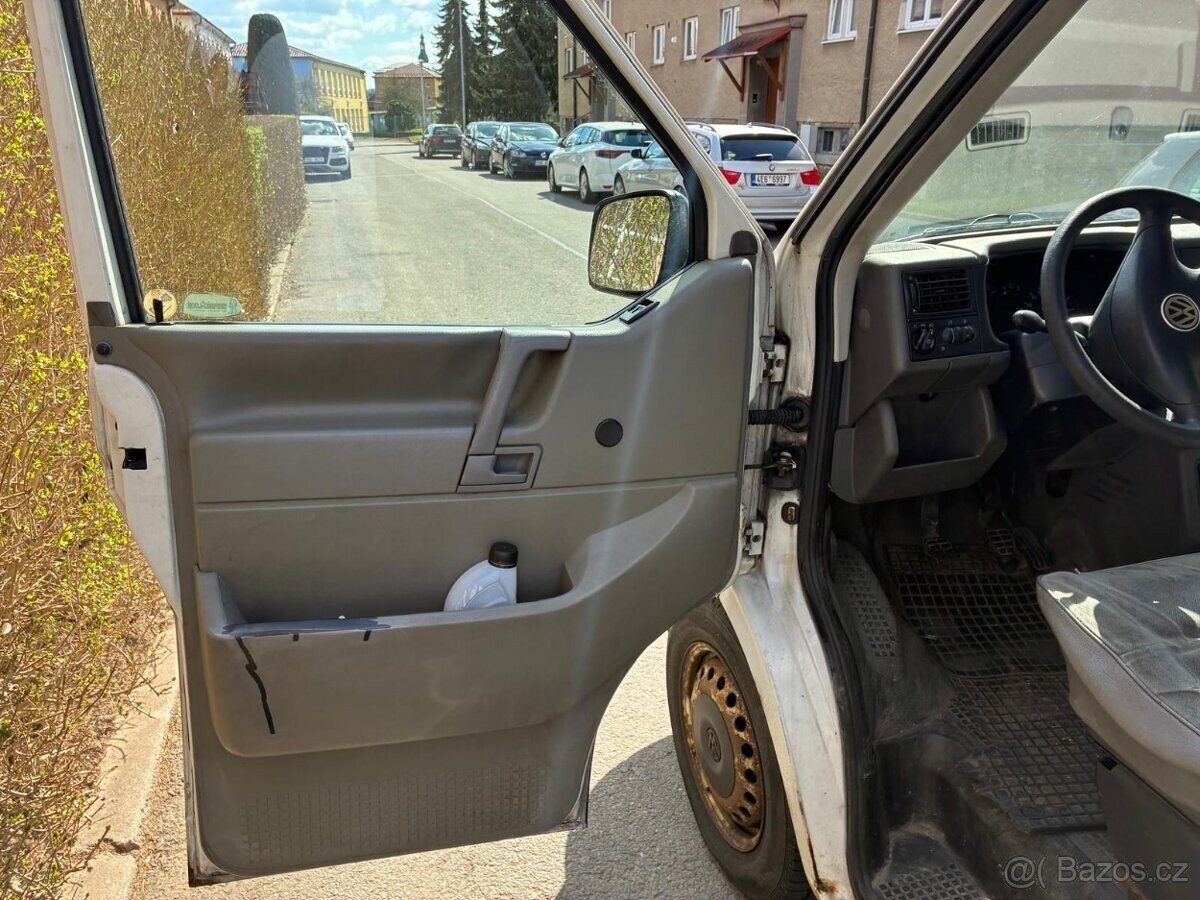 Volkswagen Transporter VAN / Minibus 0,0 65 kw